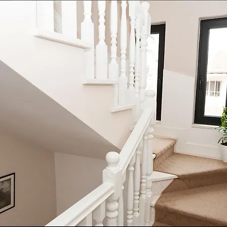 Otel Hotelvila 22 4*