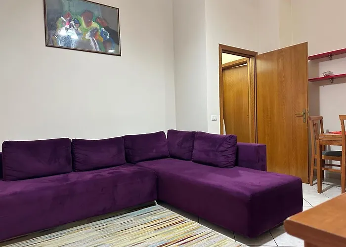 Hotelvila 22 Τίρανα